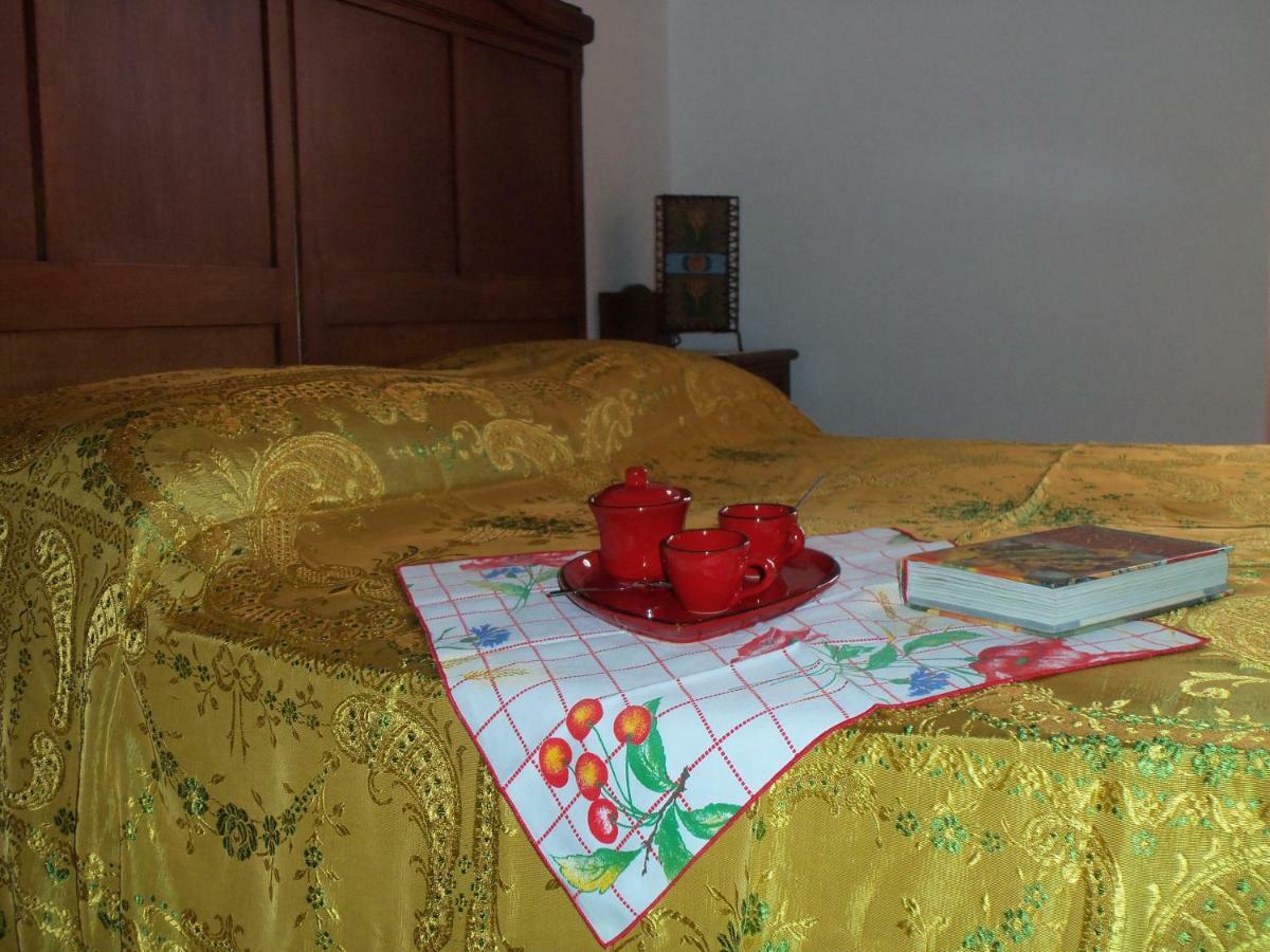 加尔伦达Agriturismo A Veggia Vigna别墅 外观 照片
